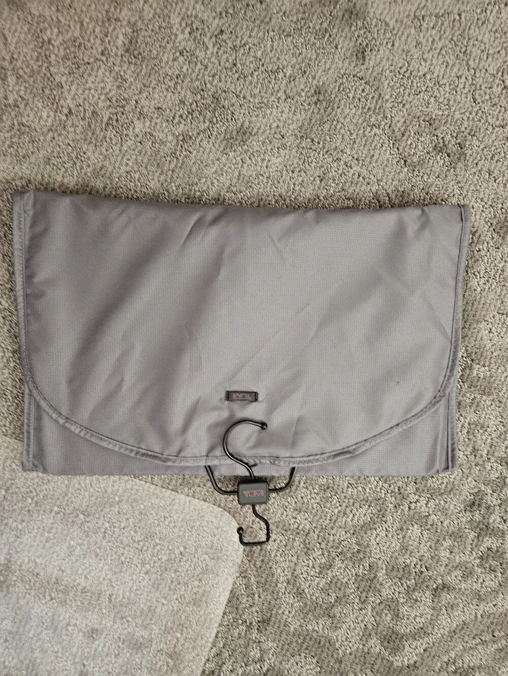 Tumi trifold garment bag suit dress dust cover suitcase insert gray
